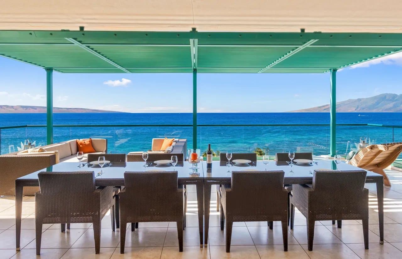 Honua Kai Hokulani penthouse living room with ocean view